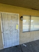 2104 North Ave in Corcoran, CA - Building Photo