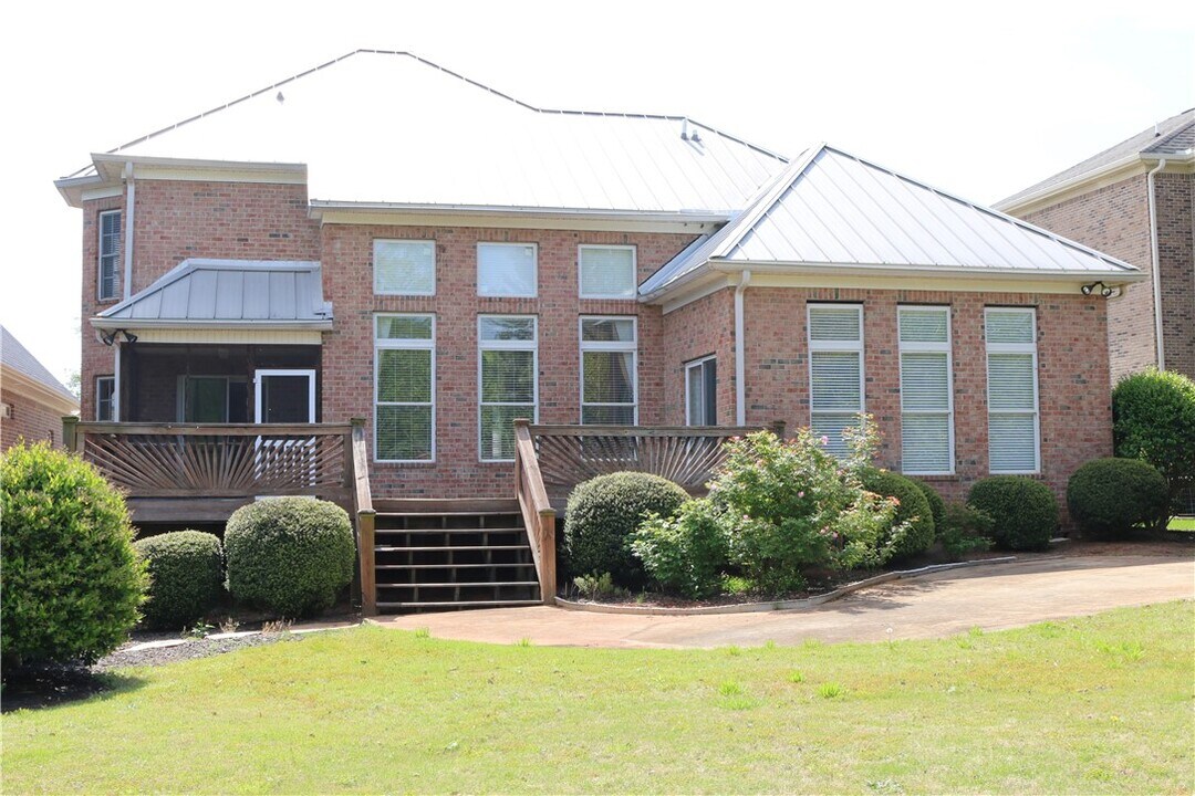 19 Ruby Lake Ln in Simpsonville, SC - Building Photo