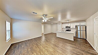 5012 Avion Ct in Oklahoma City, OK - Building Photo - Building Photo