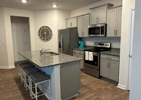 Room in Townhome on Murray Br Dr in Charlotte, NC - Building Photo