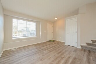 5205 S Jericho Way in Centennial, CO - Foto de edificio - Building Photo