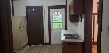 46 Park St in Carbondale, PA - Building Photo - Building Photo