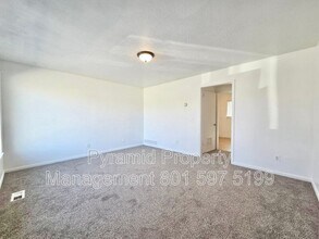1347 W 700 S in Salt Lake City, UT - Building Photo - Building Photo