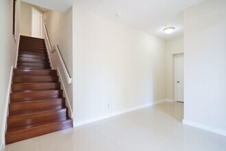 2877 Kinsington Cir in Weston, FL - Building Photo - Building Photo