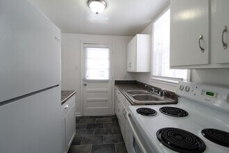 312 E 26th Ave in North Kansas City, MO - Building Photo - Building Photo