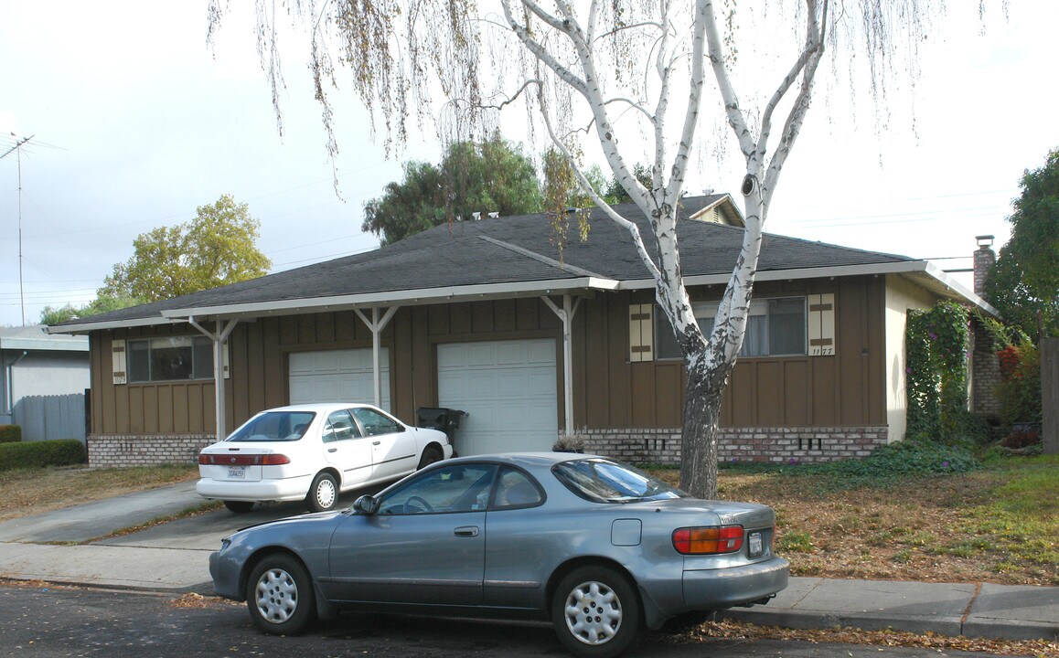 1177-1179 White Dr in Santa Clara, CA - Building Photo