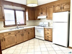 119 Carroll St in New Britain, CT - Building Photo - Building Photo