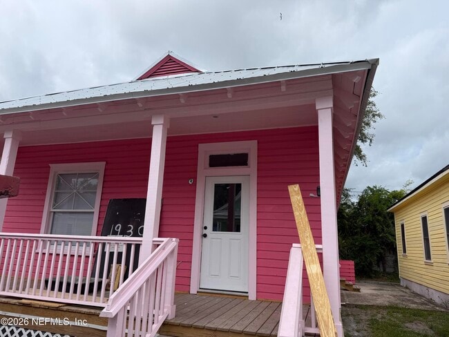 property at 1930 Redell St