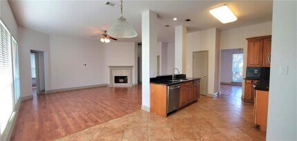 1002 Helene's Way in Slidell, LA - Building Photo - Building Photo