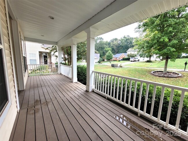 5618 Branthurst Dr in Charlotte, NC - Building Photo - Building Photo