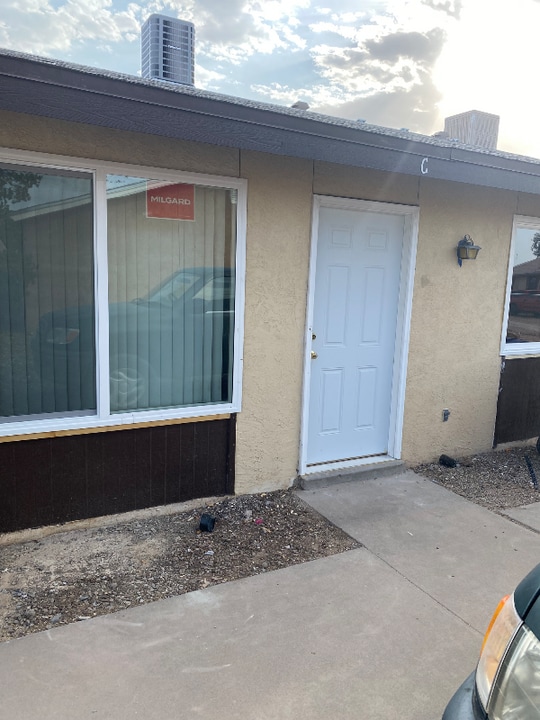 464 Drake Ct in Las Cruces, NM - Foto de edificio