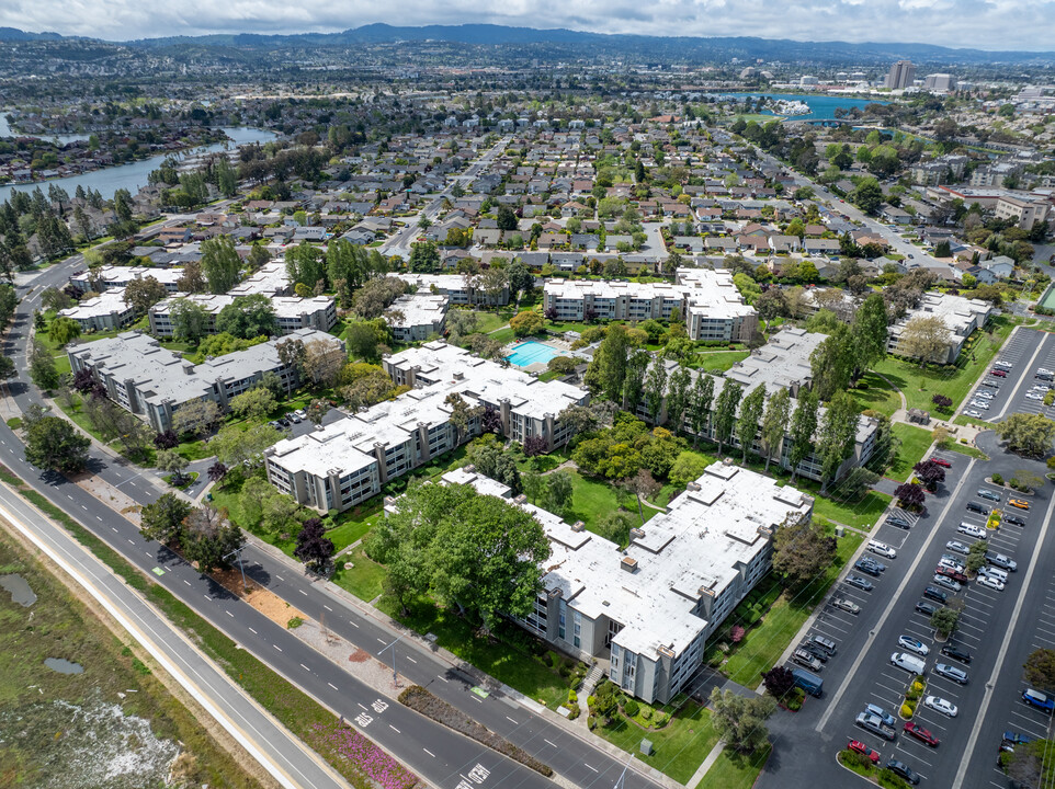 Marina Point in Foster City, CA - Building Photo