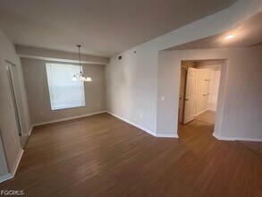 10339 Whispering Palms Dr in Ft. Myers, FL - Building Photo - Building Photo