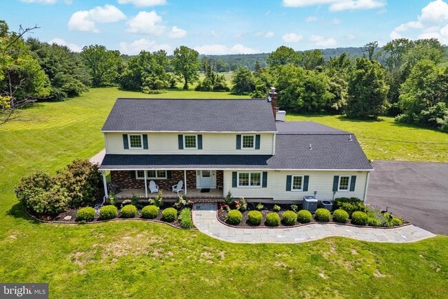 property at 1602 Harbourton Rocktown Rd