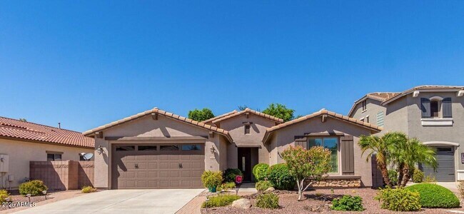 property at 2680 E Lodgepole Dr