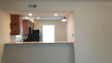 1756 W Countryside Ln in Bloomington, IN - Foto de edificio - Building Photo