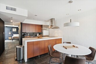 3241 E Camelback Rd in Phoenix, AZ - Building Photo - Building Photo