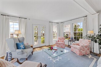 308 Ocean Ave in Marblehead, MA - Building Photo - Building Photo