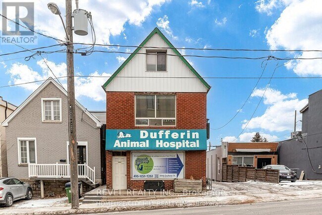 property at 2095 Dufferin St