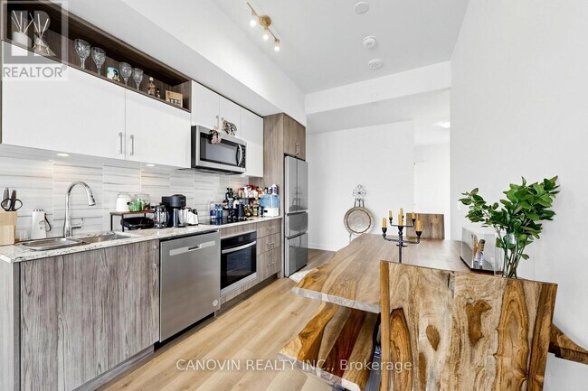 121 Lower Sherbourne St in Toronto, ON - Building Photo - Building Photo