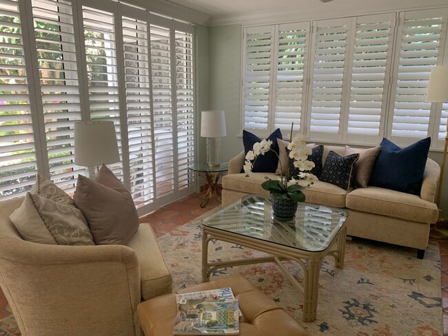 property at 401 Peruvian Ave