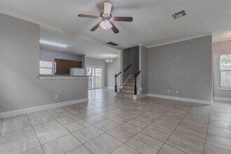 4834 Hollow Hook Rd in Houston, TX - Building Photo - Building Photo