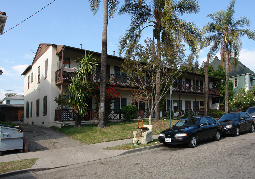 5007 Institute Pl in Los Angeles, CA - Foto de edificio