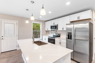 4 Meadows Town Rd in Marshall, NC - Building Photo - Building Photo