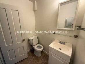 329 Union St in Bangor, ME - Building Photo - Building Photo
