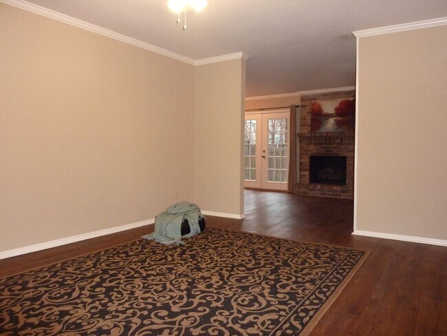 2114 S Birmingham Ct in Tulsa, OK - Building Photo - Building Photo