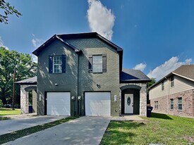 807 Fenet St in McKinney, TX - Building Photo