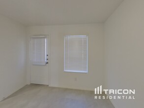 1420 Clairborne Ct in Little Elm, TX - Building Photo - Building Photo