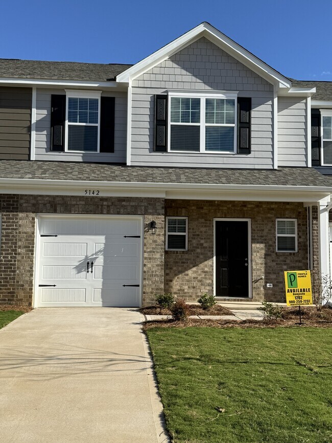 5142 Tommy Ln in Stanley, NC - Building Photo - Building Photo