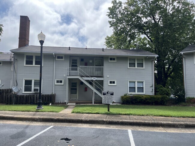709 Daniels St in Raleigh, NC - Building Photo - Building Photo