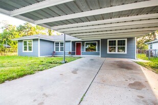 1941 Lynnview Dr in Houston, TX - Building Photo