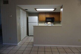 5529 Pine Hill Ln in Jacksonville, FL - Building Photo - Building Photo