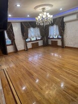 138-54 Hoover Ave in New York, NY - Building Photo