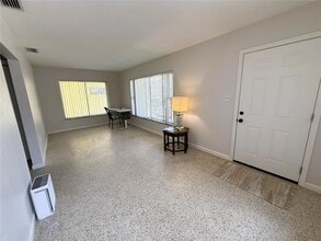 14017 W Parsley Dr in Madeira Beach, FL - Building Photo - Building Photo