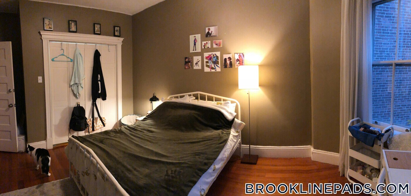 1901 Beacon St in Brookline, MA - Building Photo