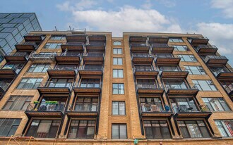 625 W Jackson Blvd in Chicago, IL - Building Photo