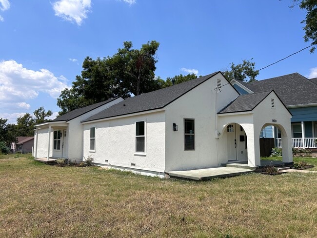1400 N 6th St in Waco, TX - Building Photo - Building Photo
