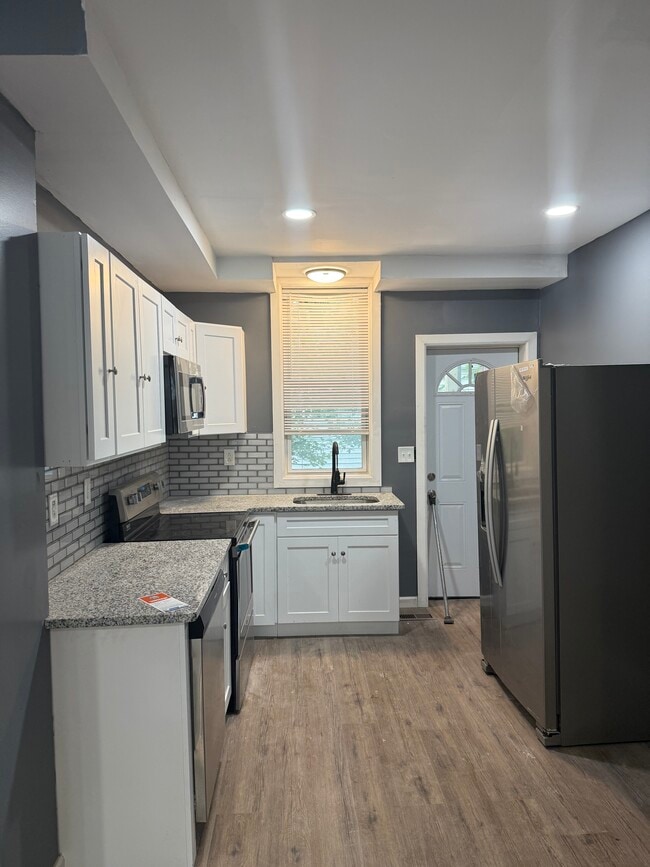 property at 2762 N Hemberger St