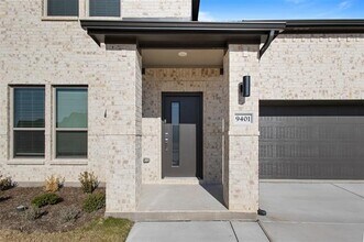 9401 Wild W Wy in Crowley, TX - Building Photo - Building Photo