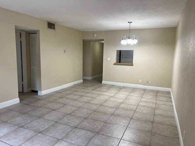 11131 Royal Palm Blvd, Unit #1 in Coral Springs, FL - Foto de edificio - Building Photo