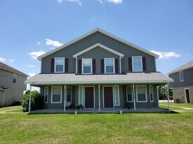 23283 High Point St, Unit D in Prairie View, TX - Building Photo