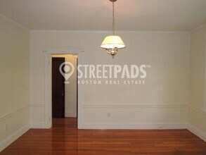 94 Maple St in Malden, MA - Building Photo - Building Photo