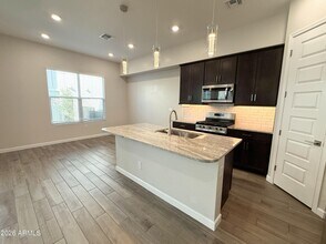 17050 N 50th Pl in Scottsdale, AZ - Building Photo - Building Photo