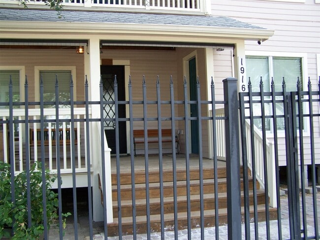 property at 1916 Hardy St