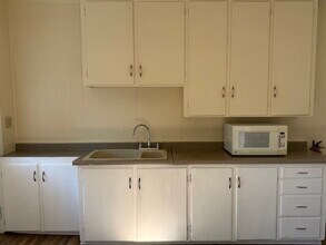 9 Gowen St in Sanford, ME - Building Photo - Building Photo