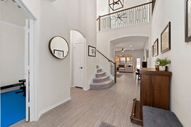 1711 Dalhart in San Antonio, TX - Building Photo - Building Photo